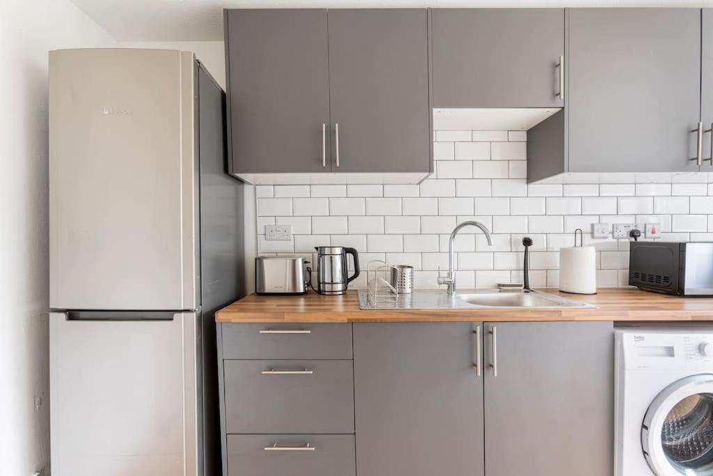 Appartamento Modern & Cosy Flat In *